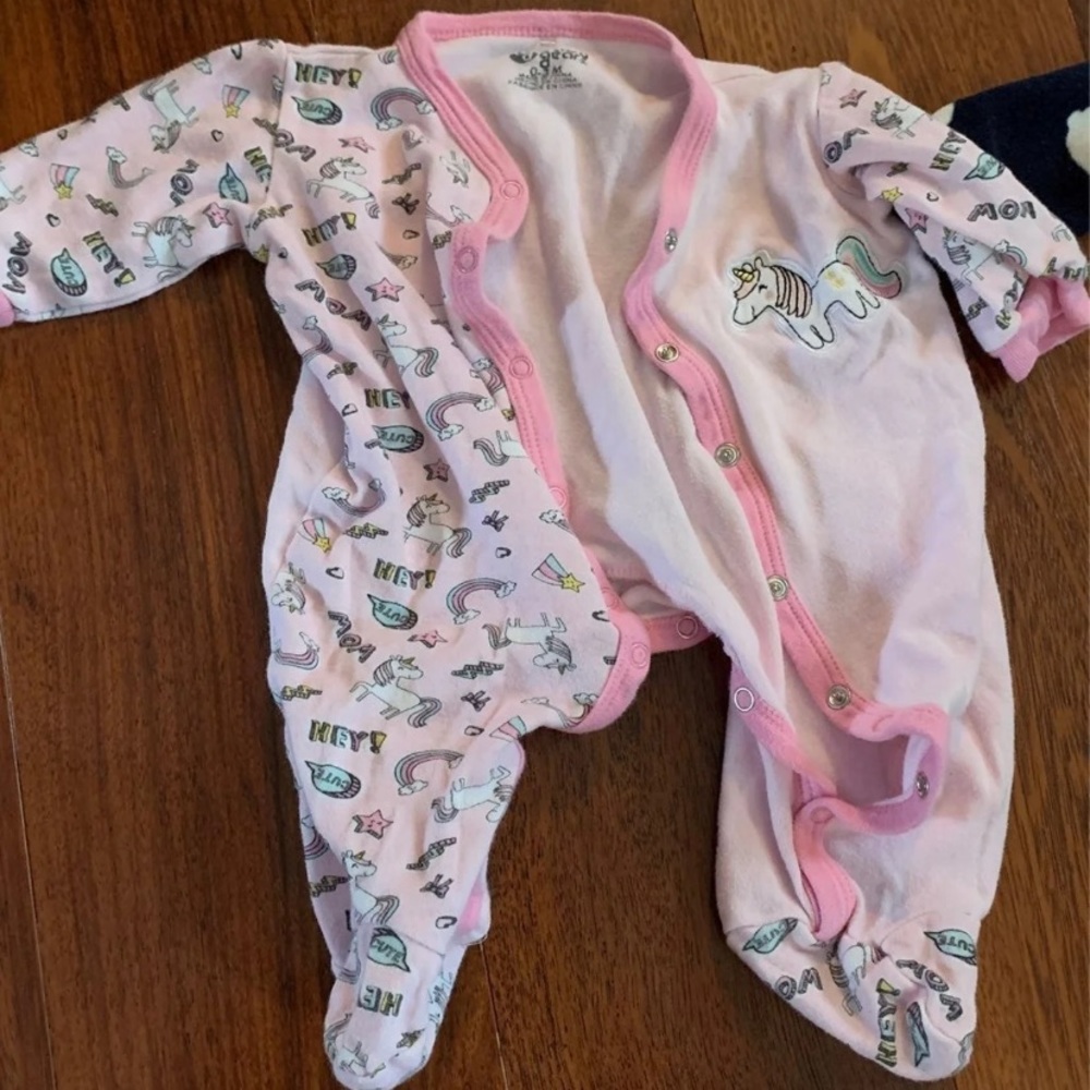 Baby - Picture 4 of 5